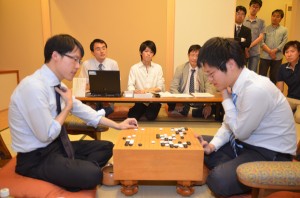 2015.09.21_Iyama (L) beat Yo Seiki in Oza play-off