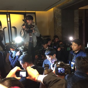 2016.03.09_lee-press-crush