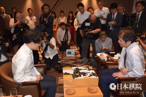 2017.09.06_end of Meijin 1 Iyama Left