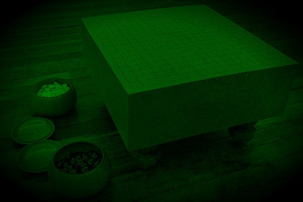 2018.07.11-empty-go-board-with-bowls-and-stones-night-vision